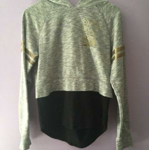 A cute gray hoodie with a black tank connected !!!